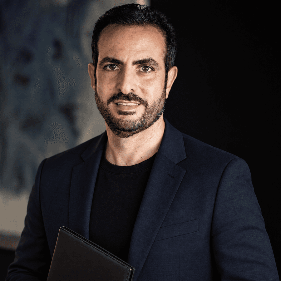 Charles, fondateur chez Senior Dubai